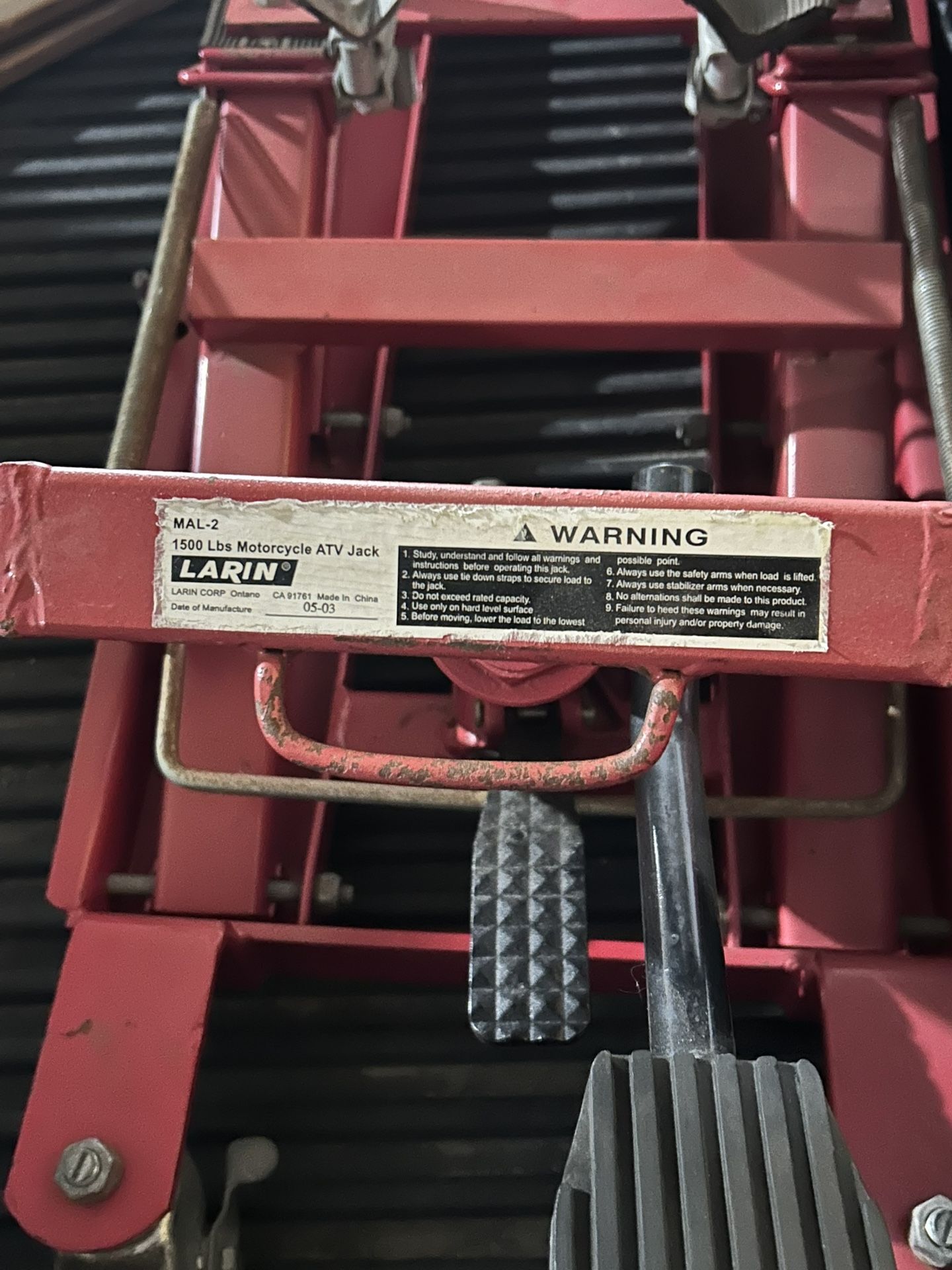 1500lbs Motorcycle Jack