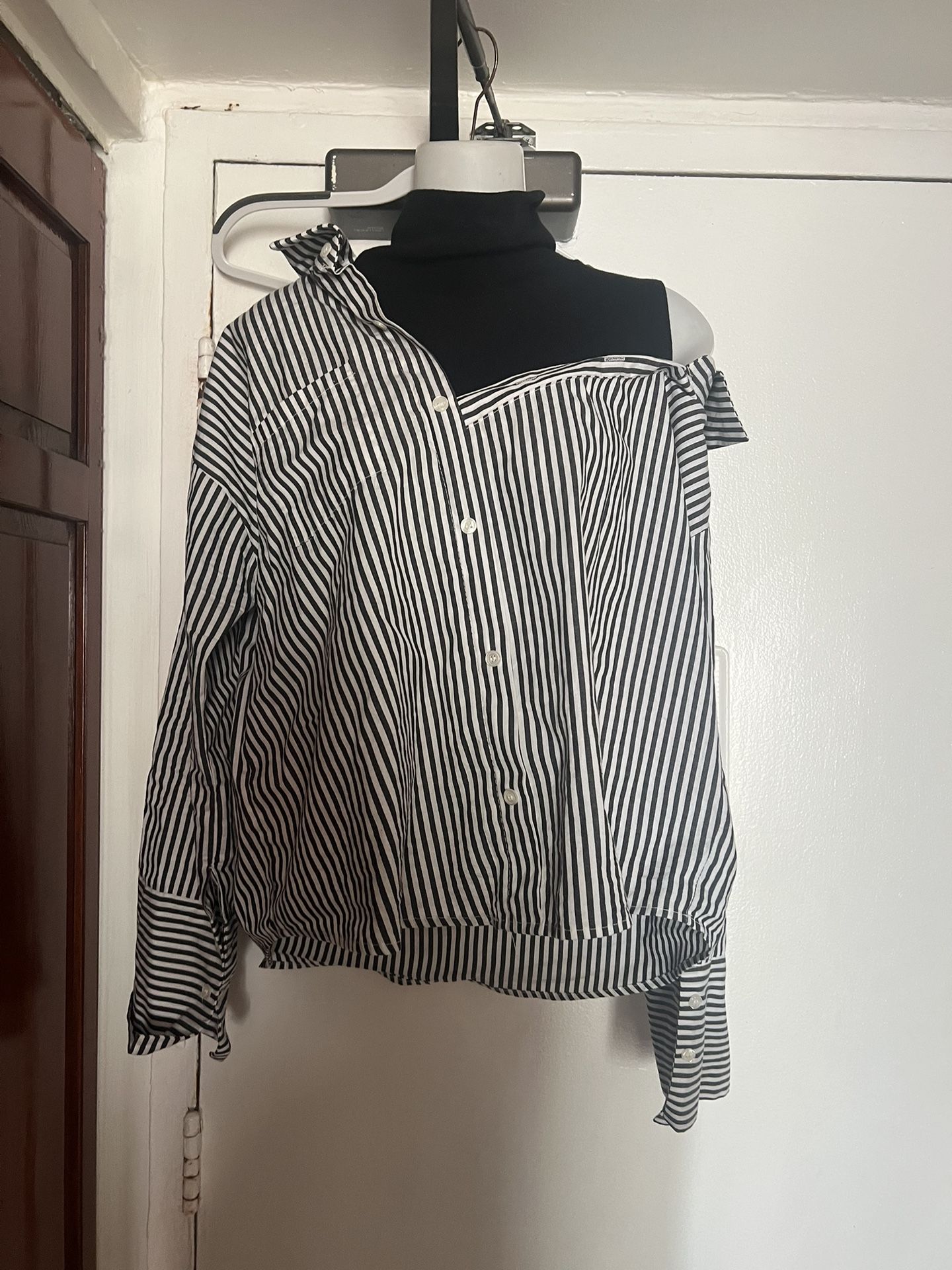 Storets cut out plaid layer dress shirt flowy