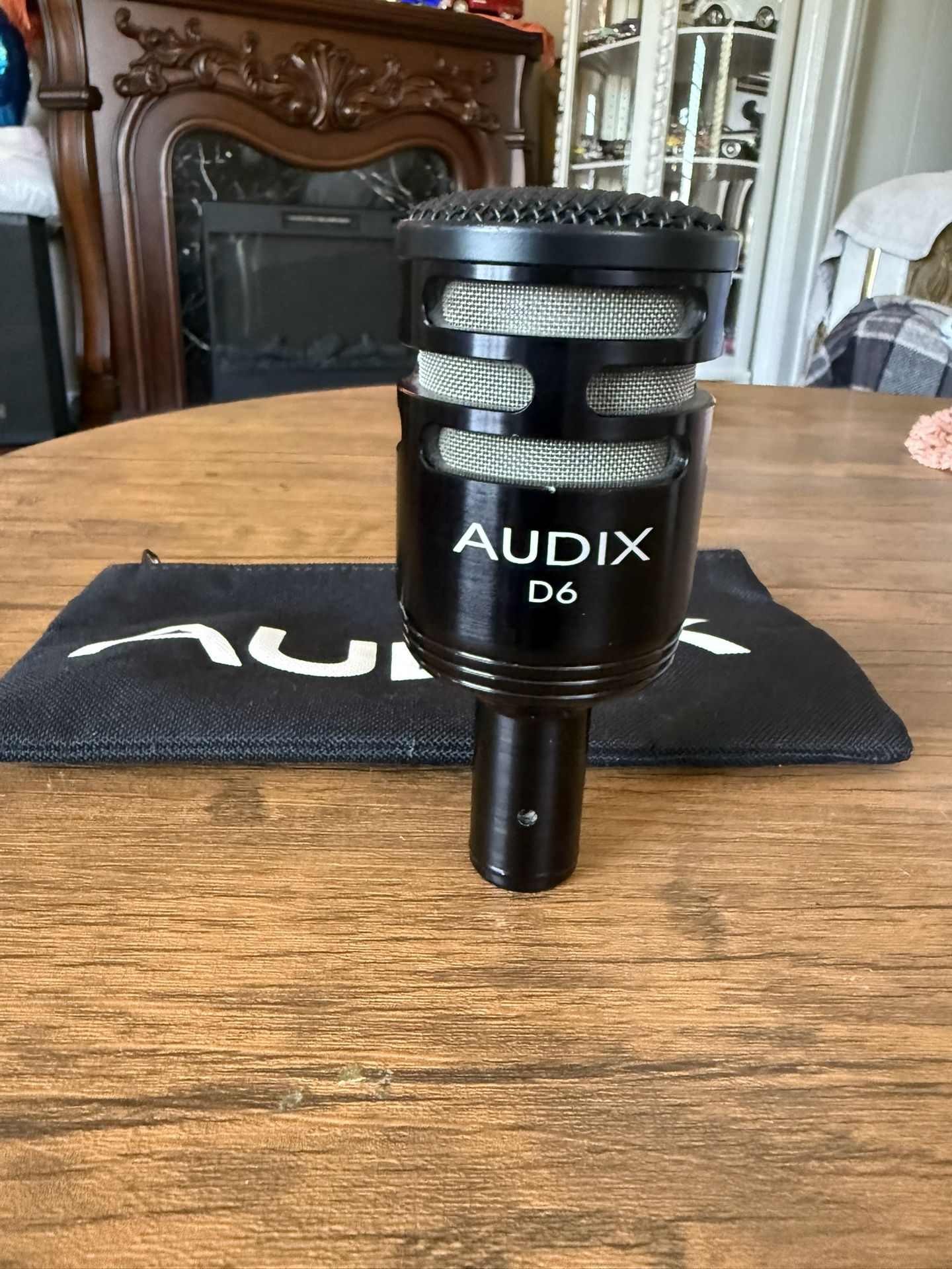 AUDIX D6 Mic