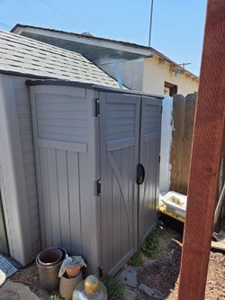 Suncast Outdoor Storage/Tool Shed