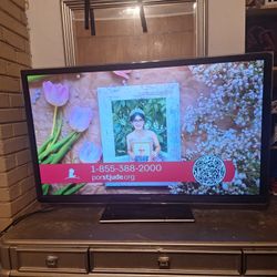 Panasonic TV  55" Or 60"