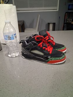Jordan's boys 4Y 50$