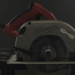 Milwaukee Circular Saw