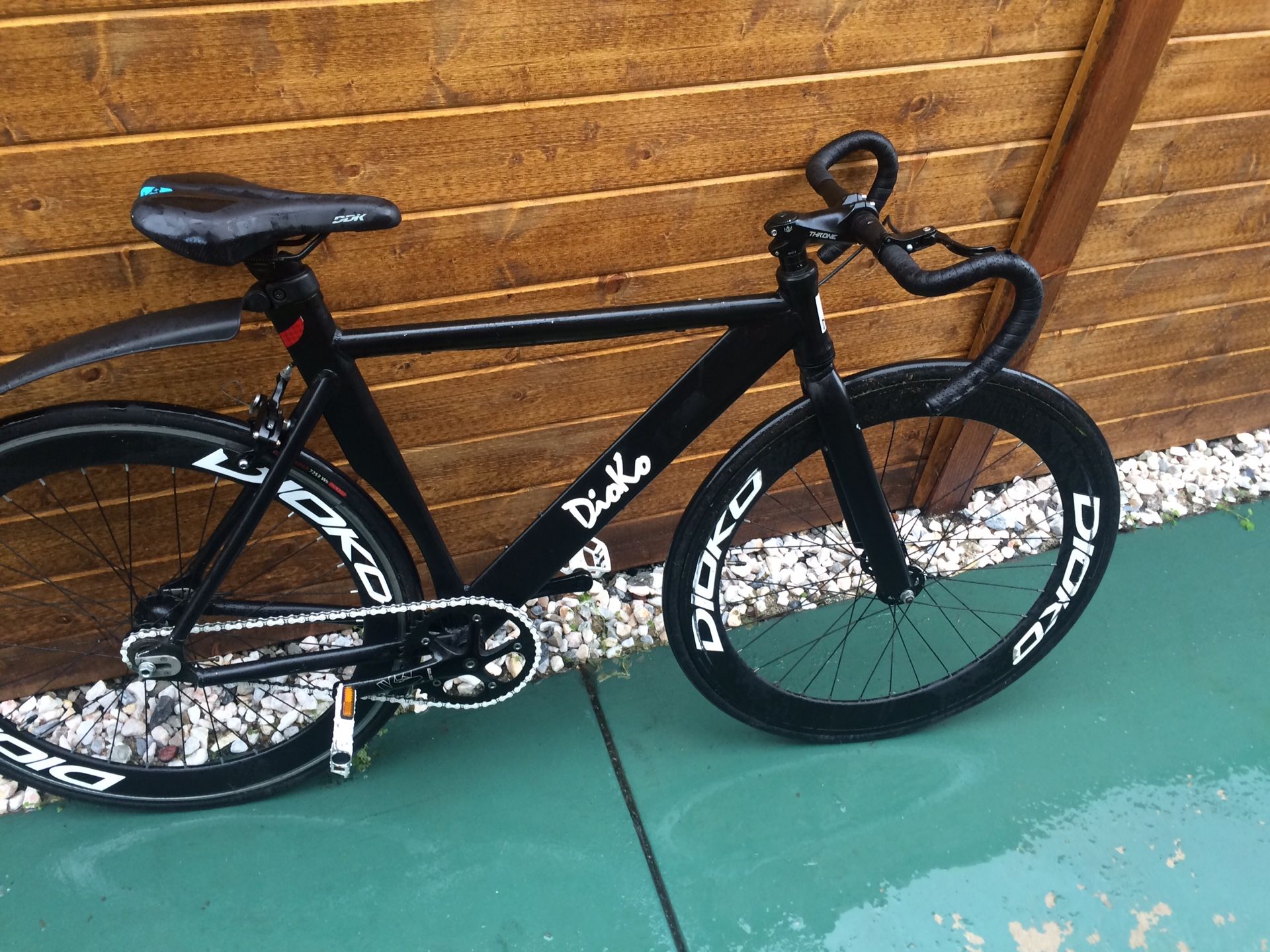 Dioko road bike fixie $150