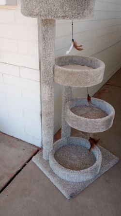 Cat tree