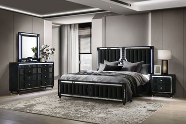 Ravenne Black 4-piece Velvet Upholstered California King LED Bedroom Set