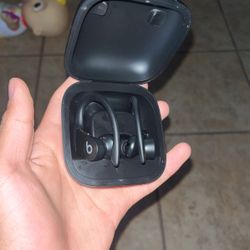 Powerbeats 