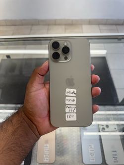 iPhone 15 Pro Max 256GB Factory Unlocked