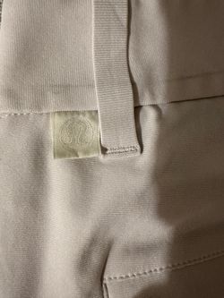 LULULEMON Slim-Fit Trouser 33L  ( designed casual)