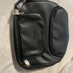 NWT Bella Russo Black Pebbled Faux Leather Travel Cosmetic Bag w/ Gold Hardware