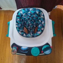 Safety 1st Baby walker