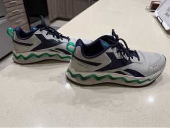 Reebok sneakers size 11.5