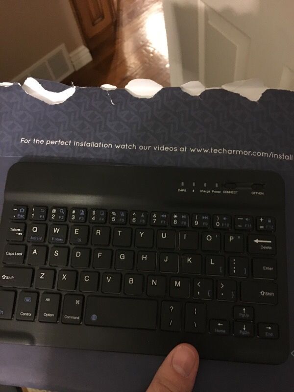 Mini Bluetooth keyboard