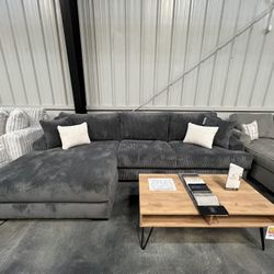 2pc Giant Sectional