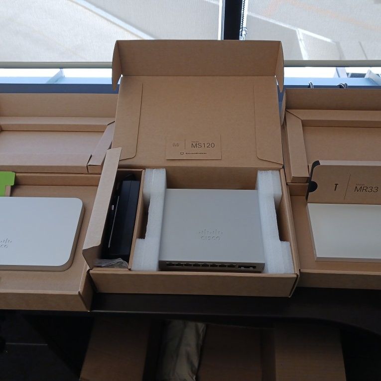 Cisco Meraki MX64 + MS120-8LP + MR33 for Sale in Los Angeles, CA - OfferUp