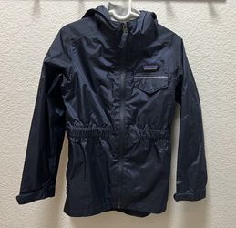 Patagonia Raincoat Kids Size 7-8 