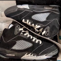 Air Jordan Retro 5( Reimagined) Great Condition (PRICE IS FIRM) NO TRADES