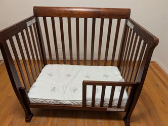 Mini Crib - convertible for babies and toddlers