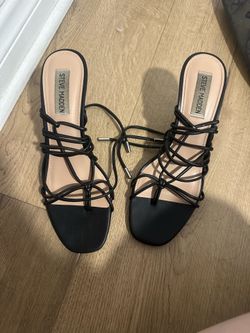 Steve Madden kitten heels