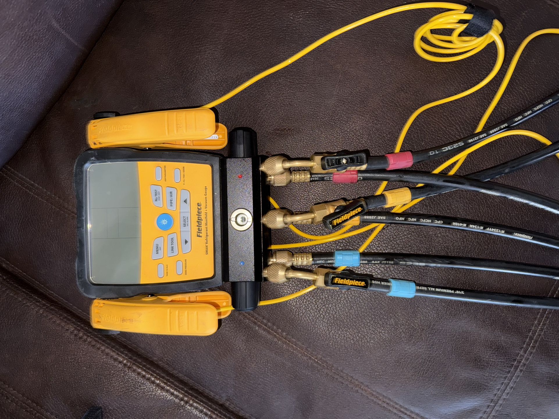 Fieldpiece Digital Manifold