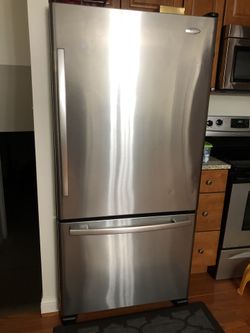 Whirlpool bottom-freezer fridge - Used