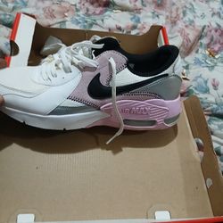 Women's Nike Airmax