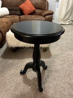Black side table