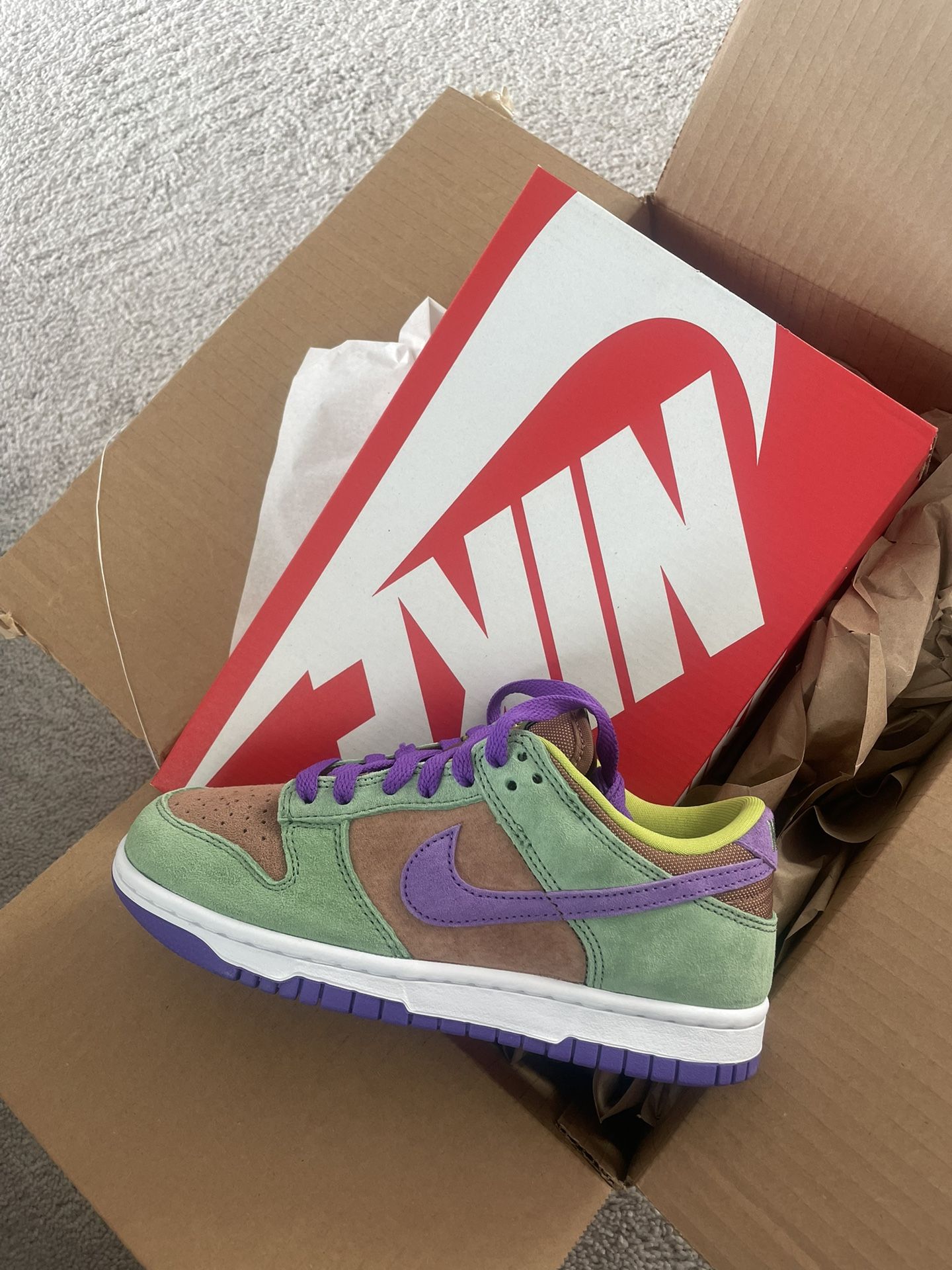 Nike Dunk Low Veneer Size 4