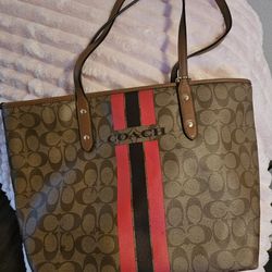 coach tote