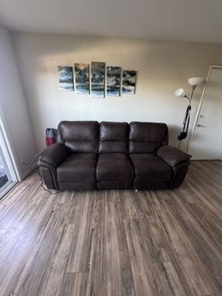 RECLINING SOFA *LIKE NEW*