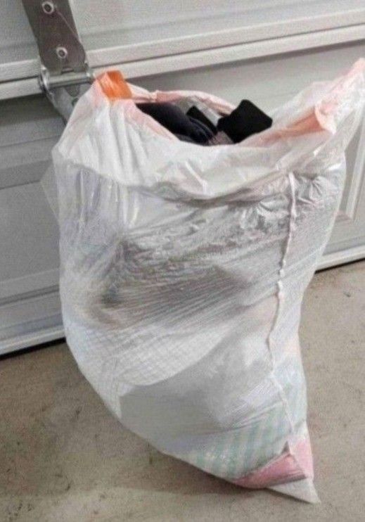 $20 Bag Of Women's Clothes