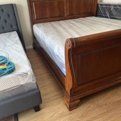 California King Frame With Mattress New Mattresses New Pillowtop New Memory Foam New Bed Frames Nuevo Colchones Camas Nuevas ‼️ 