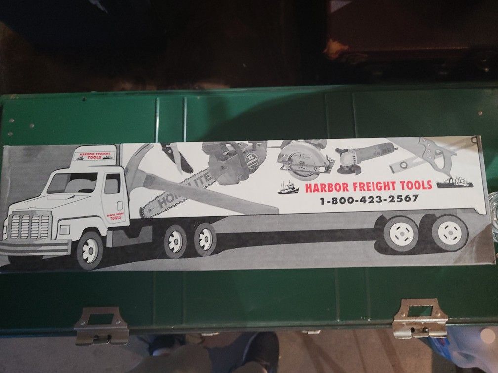 Ertl Harbor Freight Truck