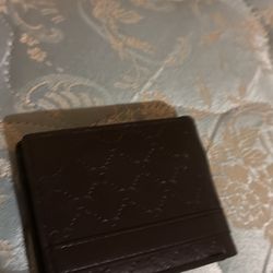 I Am Sell A Wallet Gucci