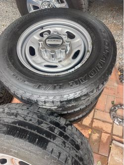 Ford f250 Oem wheels