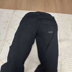 LOW PRICE MOVING- MARMOT WOMENS SKI SNOWBOARD PANTS