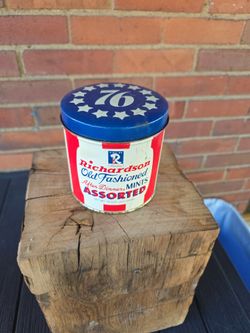Richardson Old Fashioned After Dinner Mints Tin