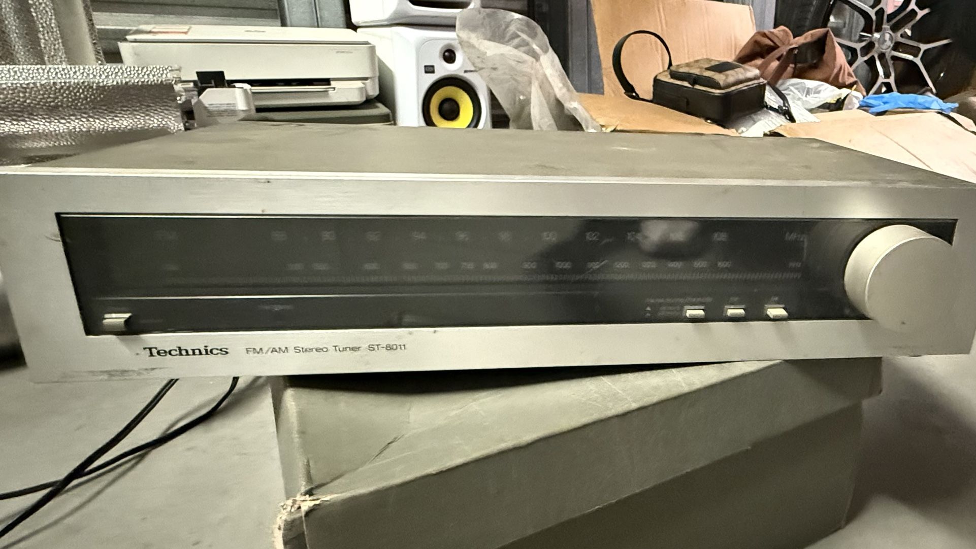 Technics ST-8011 FM/AM Stereo Tuner – Vintage Working Unit