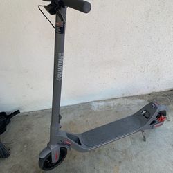phanton electric scooter works great with charger