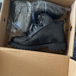 Lands End Men’s 9.5 Snow Boots 