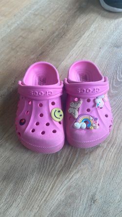 Crocs toddler size 9