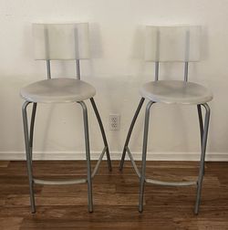 2 Stool Chair