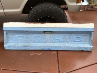 66 Ford Tailgate 