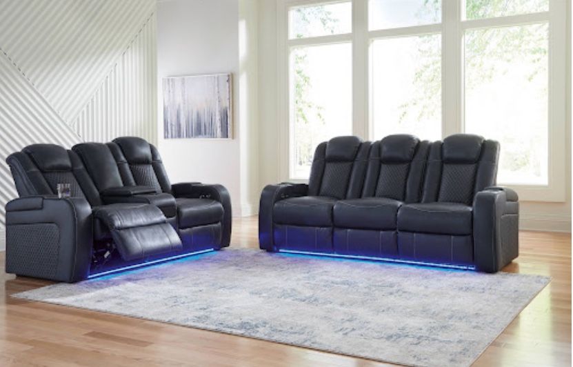 Ashley Fyne-Dyme Sofa & Loveseat Set – Excellent Condition – $800