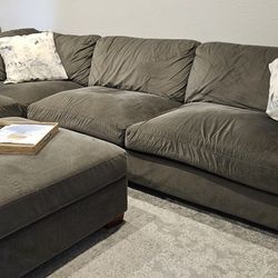 Used Gray Sectional (Ottoman Included)