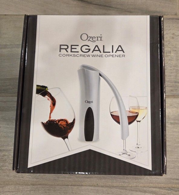 NEW Ozeri Regalia Corkscrew Wine Opener