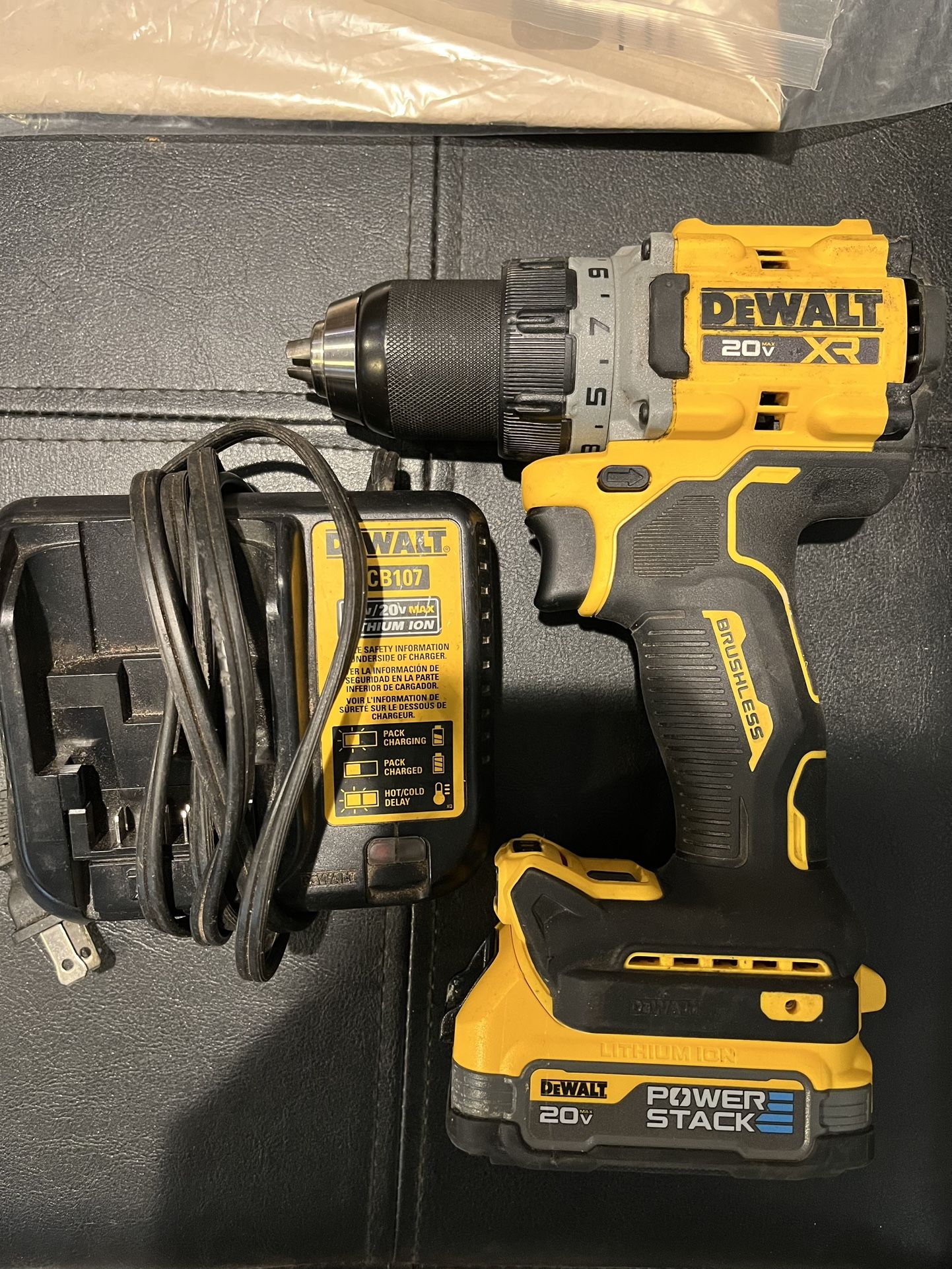 DeWalt XR Drill Set