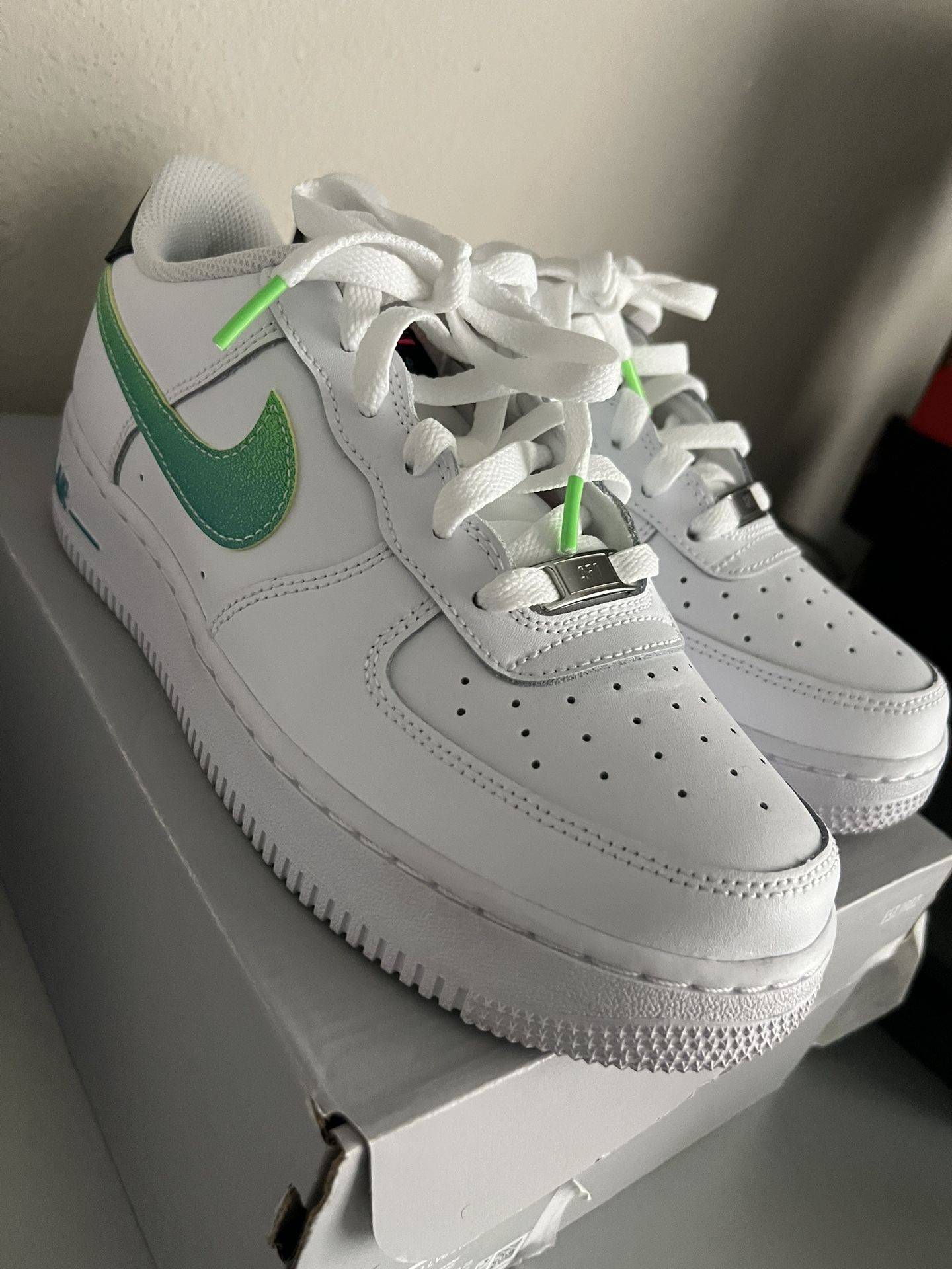 Nike Air Force 1 