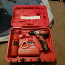 Milwaukee 3/8 Drill  Driver