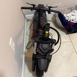 Electric-scooter-(ZT3-PRO)